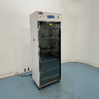 Thermo Reach-In CO2 Incubator image 1